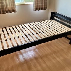 【取引中】シングルベッド差し上げます