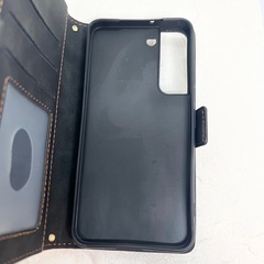 【Galaxy S22対応】チェーン付き手帳型ケース ブラック キルティング風の画像