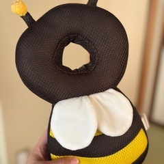 赤ちゃん頭ガード🐝