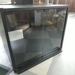 ガラス扉テレビ台