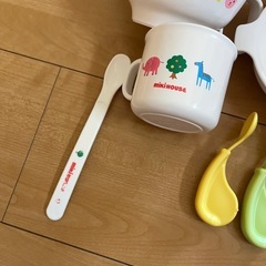 ミキハウス　食器セットの画像