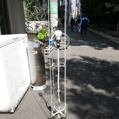 間接照明　高さ122センチ
