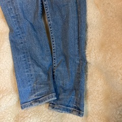 GYDAデニムジーンズの画像