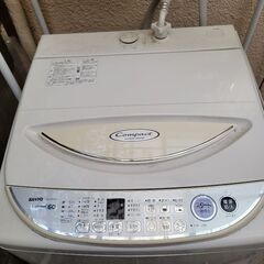 洗濯機あげます。