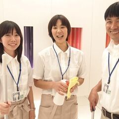 人気宿の客室クリーニング・ベッドメイクスタッフ