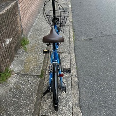 折り畳み式の中古自転車の画像