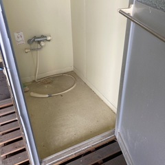 シャワールーム上げます。