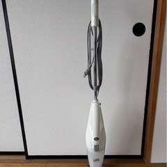 洗濯機　
【引き取り限定】ハイアール洗濯機5.5キロ+掃除機の画像