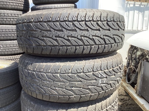 【売約済み】アルミホイール 16インチ 16×7JJ 夏タイヤ 265/70R16 ブリヂストン 14年製
