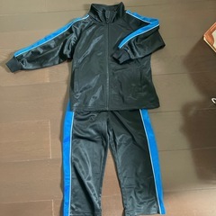 西松屋　　ジャージ上下セット　95cm