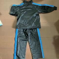 西松屋　　ジャージ上下セット　95cmの画像