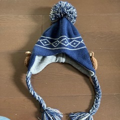 【ハヤシ帽子】ボンボン付きニット帽　サイズ42〜46cmの画像