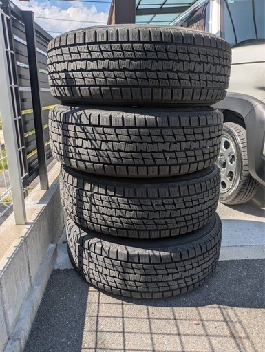 （お取引き中）17インチ スタッドレス  タイヤ