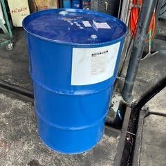ドラム缶　200L 1缶です。
