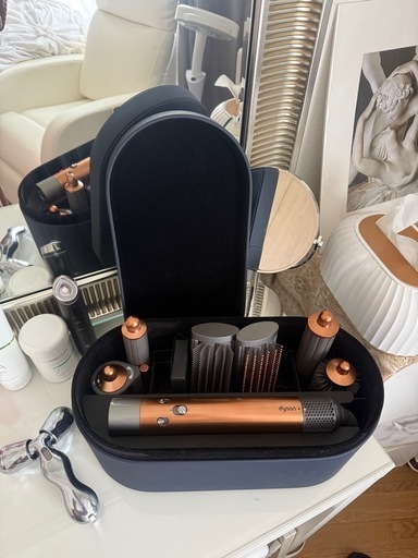 Dyson ダイソン限定色 ヘアーアイロン ドライヤー