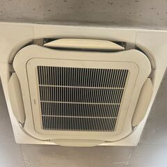 店舗事務所の業務用エアコン修理、水漏れ 【業務用エアコンの…