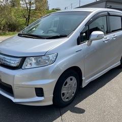 格安フリードスパイクHV 車検2年付