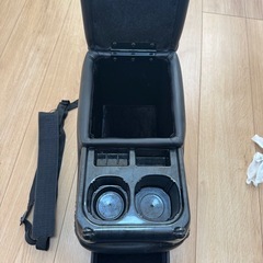 カー用品　コンソールボックスの画像
