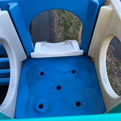 リトルタイクス　屋外遊具　滑り台　ジャングルジム　遊具の画像