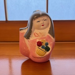 童女の置物