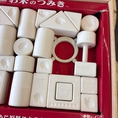 お米のつみき 白米色  知育玩具の画像