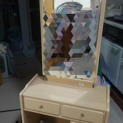 鏡つきドレッサー