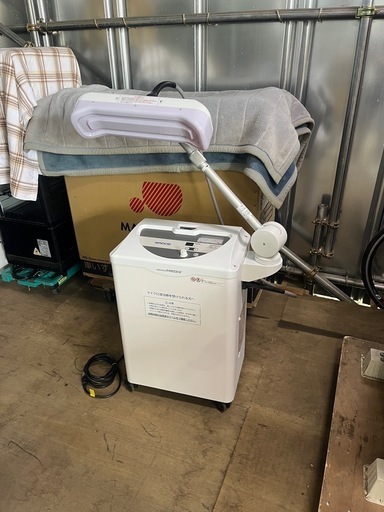 日本メディックス　EMOCIA 4710   マイクロ波治療機