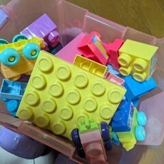 おもちゃの画像