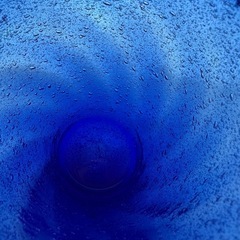 琉球グラス　濃いブルー　青の画像