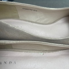 RANDAパンプスの画像