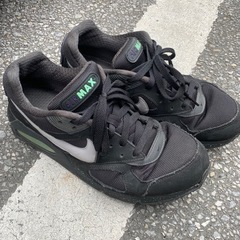 ナイキ　AIR MAX