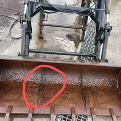 【福岡県みやま市】型式不明　トラクター用フロントローダー　オートレザー　丸久　　ジャンク　適用機種不明　引取り限定の画像