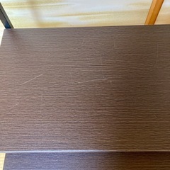 パソコンデスクの画像