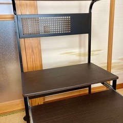 パソコンデスクの画像