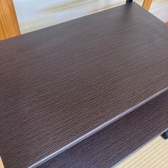 パソコンデスクの画像