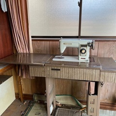 アンティークミシン　ブラザー
