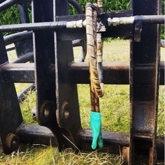 ベールクランプ　フォークリフト　荷物梱包等の画像
