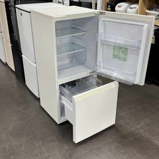 ?B004‼️ AQUA ノンフロン冷凍冷蔵庫 G AQR-16H (W)?