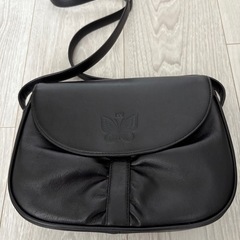 モリハナエ　レザーショルダーバッグ