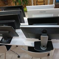 【事業所閉鎖のため】PCモニター早い者勝ちでお譲りします！1台1...