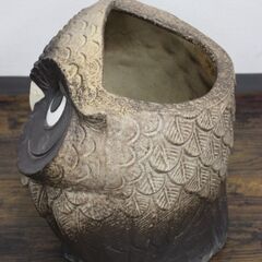 【ヤ取終了9/18】≪ZR452ジ≫ 傘立て フクロウ 信楽焼 ふくろう/梟/動物/鳥/猛禽類 縁起物/風水/商売繁盛/不苦労 インテリア小物 オブジェの画像