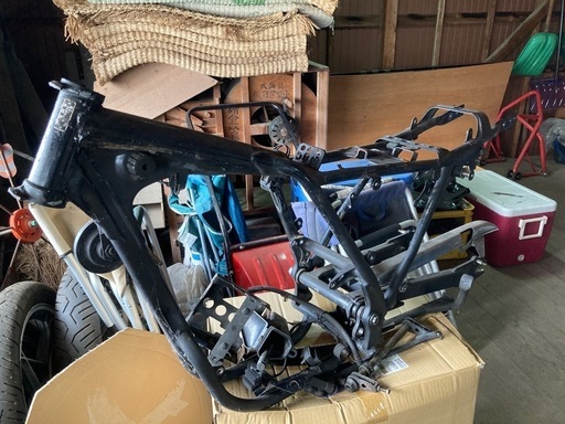 値下げしました！　HONDA GB250 クラブマン 2型フレーム　スイングアーム付き　書類有ります。