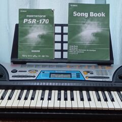 鍵盤楽器入門に　電子キーボード　YAMAHA　ポータートーンPS...