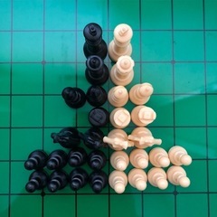 オセロ、チェスボードの画像