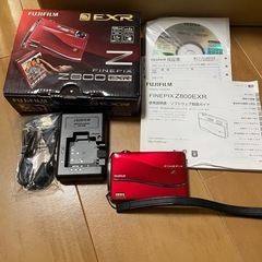 FUJIFILM デジカメ