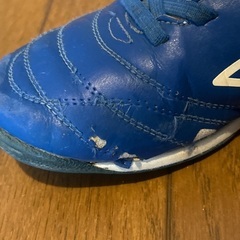 サッカーシューズ22センチの画像