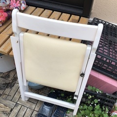 お話し中です。1人用折りたたみ式テーブルと椅子セットの画像