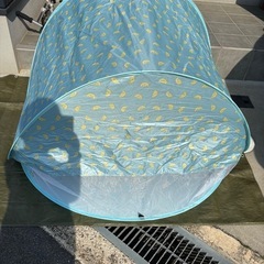 ポップアップテントの画像