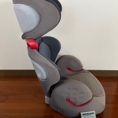 ジュニアシート　コンビの画像