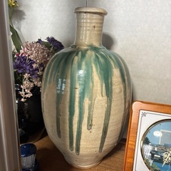 大きい壺